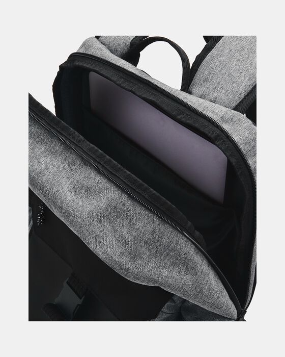 UA تريومف كامبس image number 4