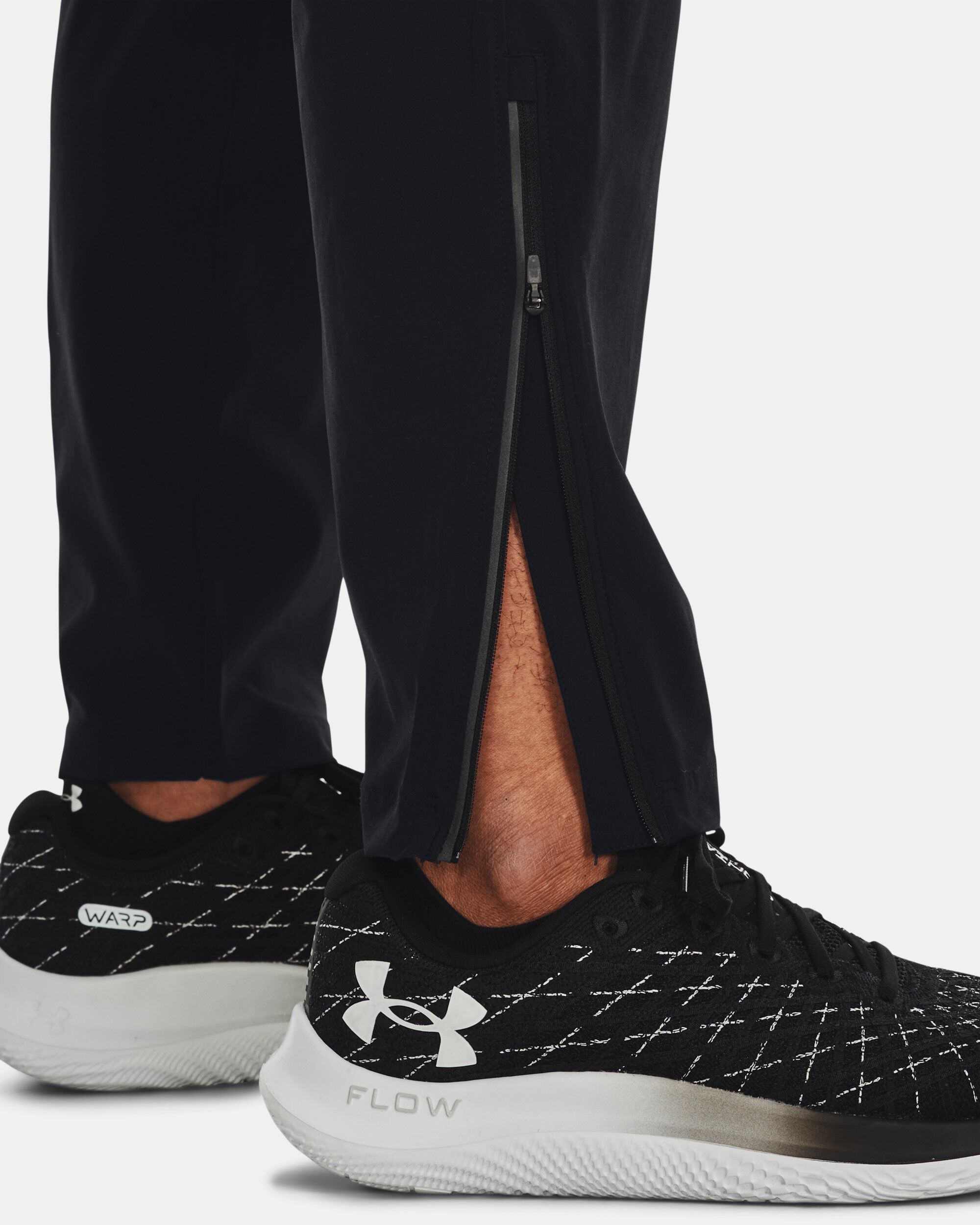 Under Armour Men s UA OutRun The Storm Pants Black in KSA