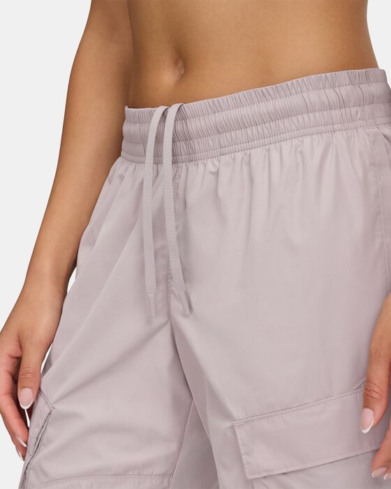 UA Unstoppable Woven Sheen UA Unstoppable Woven Sheen image number 3