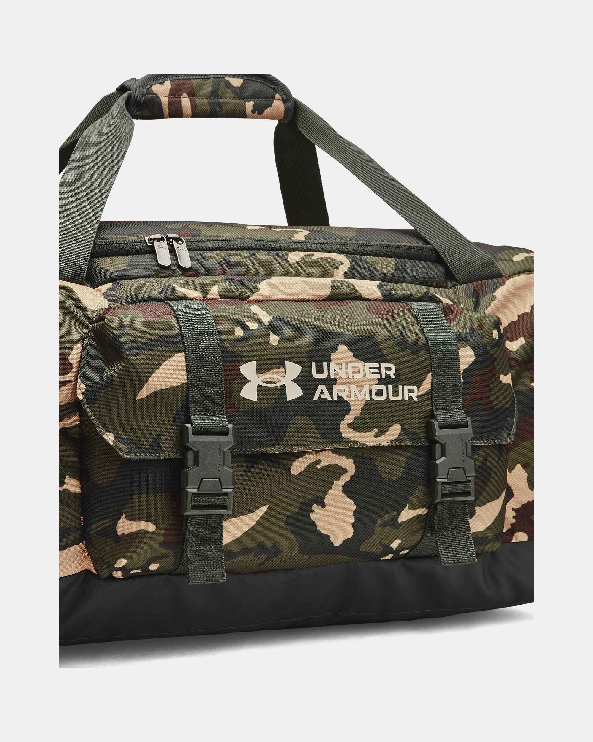 Camo under armour duffle bag store