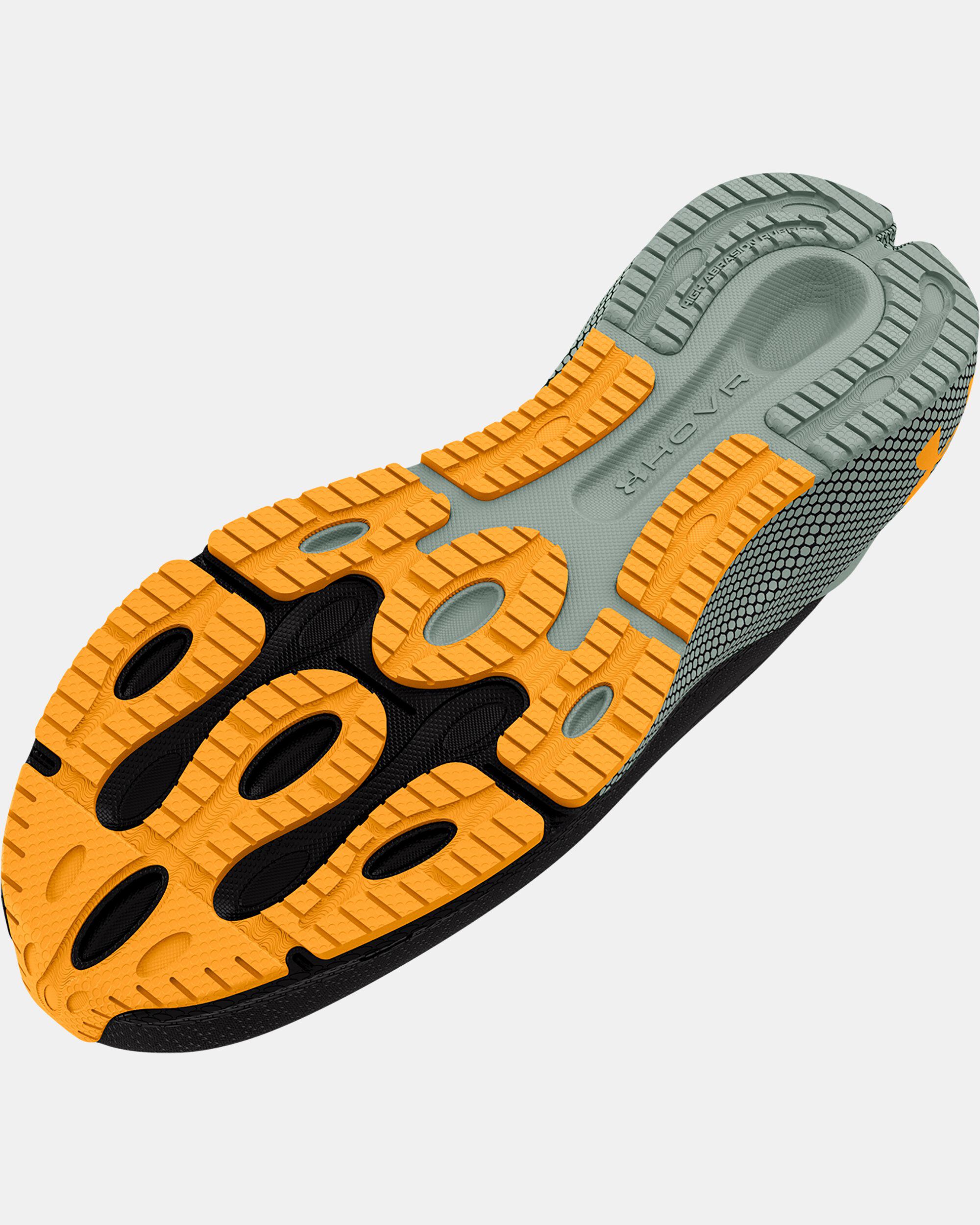 Under armour hotsell minimalist running shoes