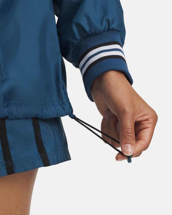 UA Icon Woven Heritage image number 2