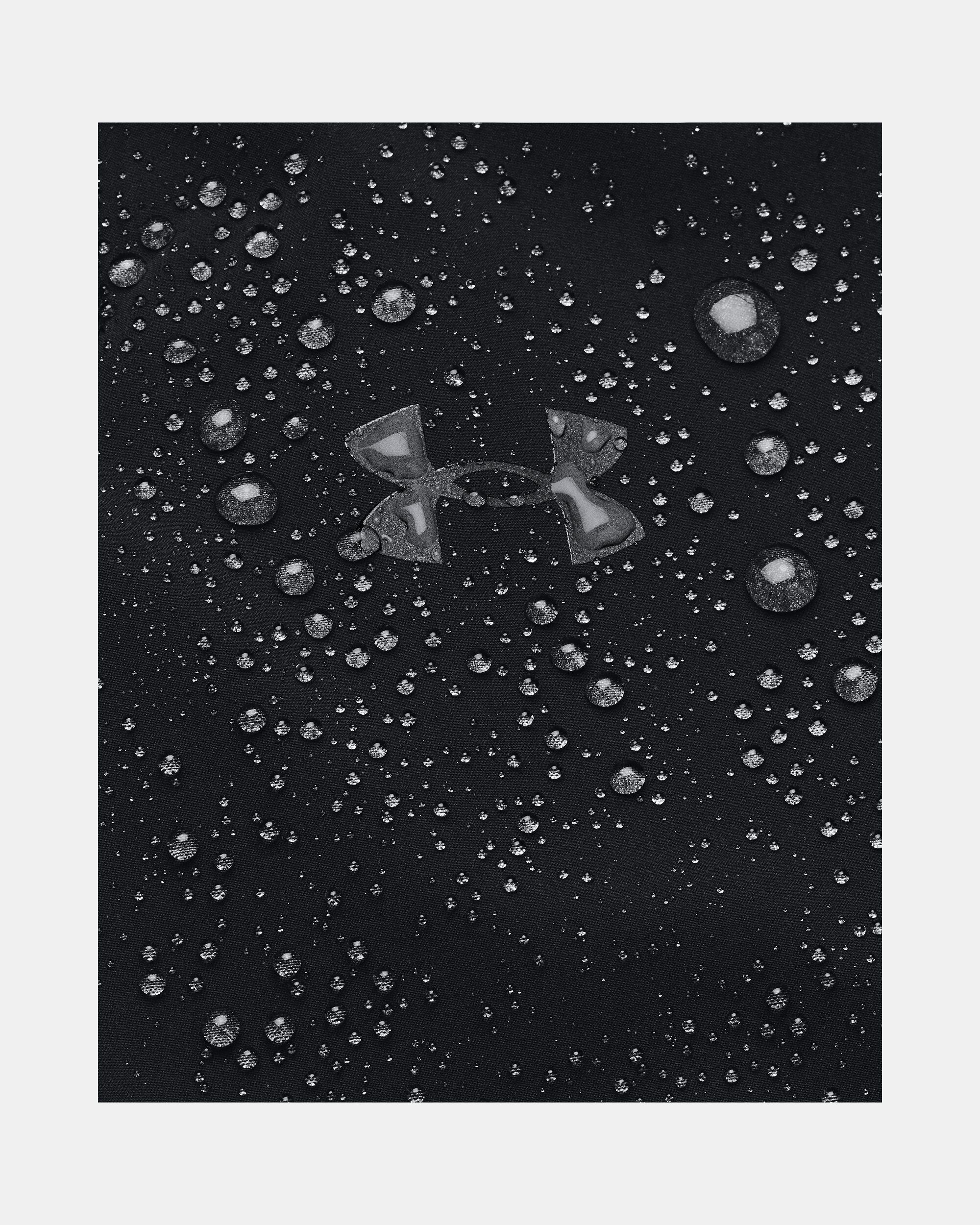 Under Armour Men s UA OutRun the Storm Pants Black in KSA