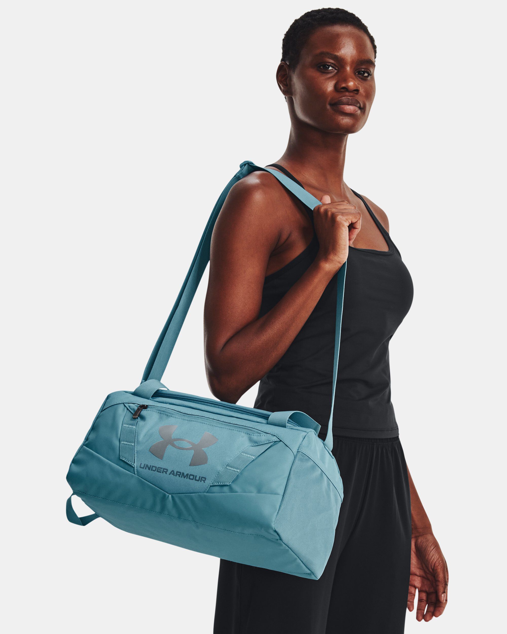 Under armour on sale women's undeniable duffle
