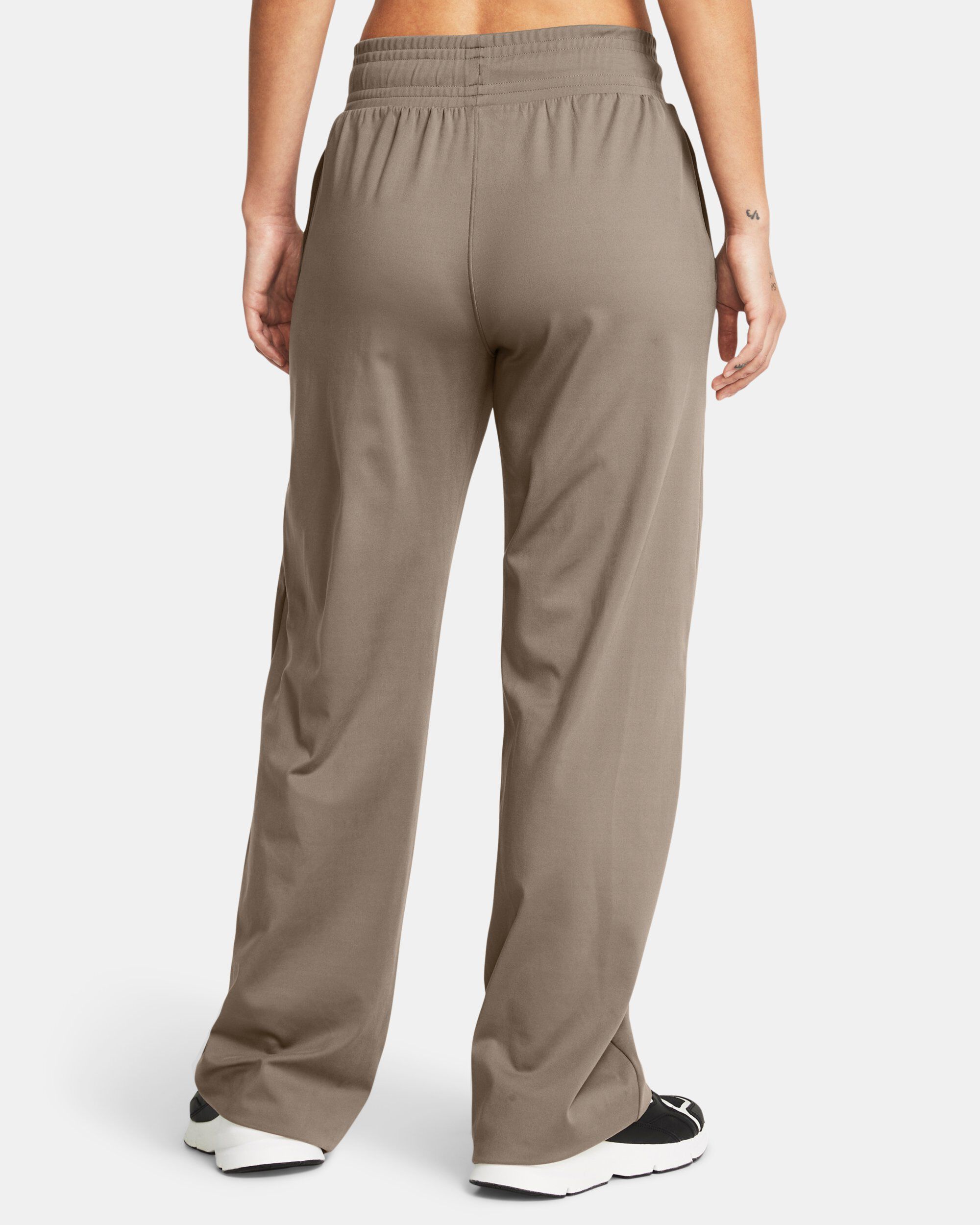 Under armour women's khaki pants top