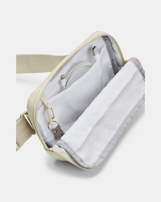 UA Essential image number 3