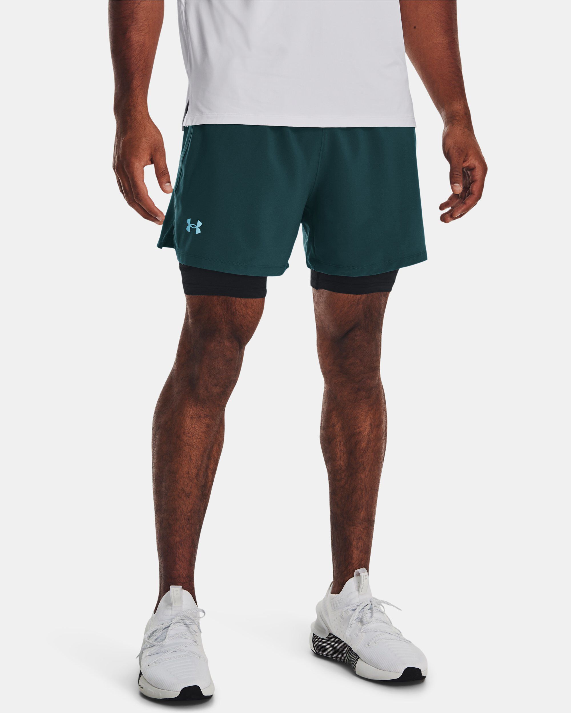 Under armour qualifier top 2 in 1 shorts