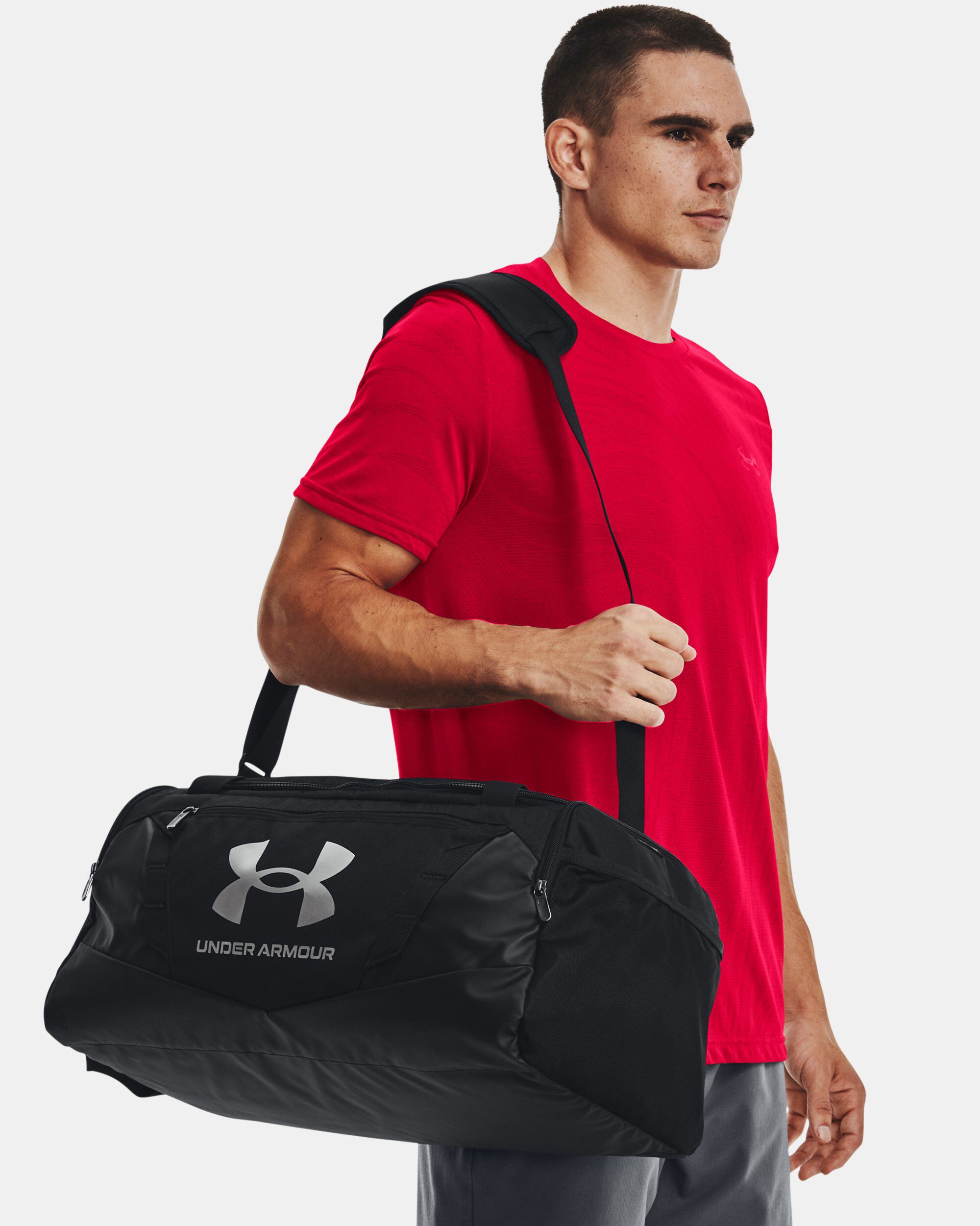 Under best sale armour handbag