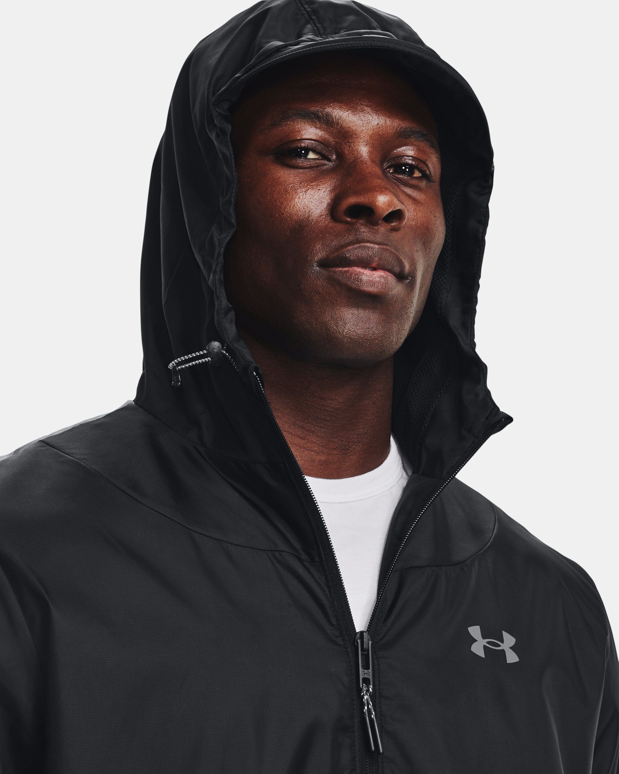 Buy Men s UA Legacy Windbreaker Jacket Black in KSA Under Armour