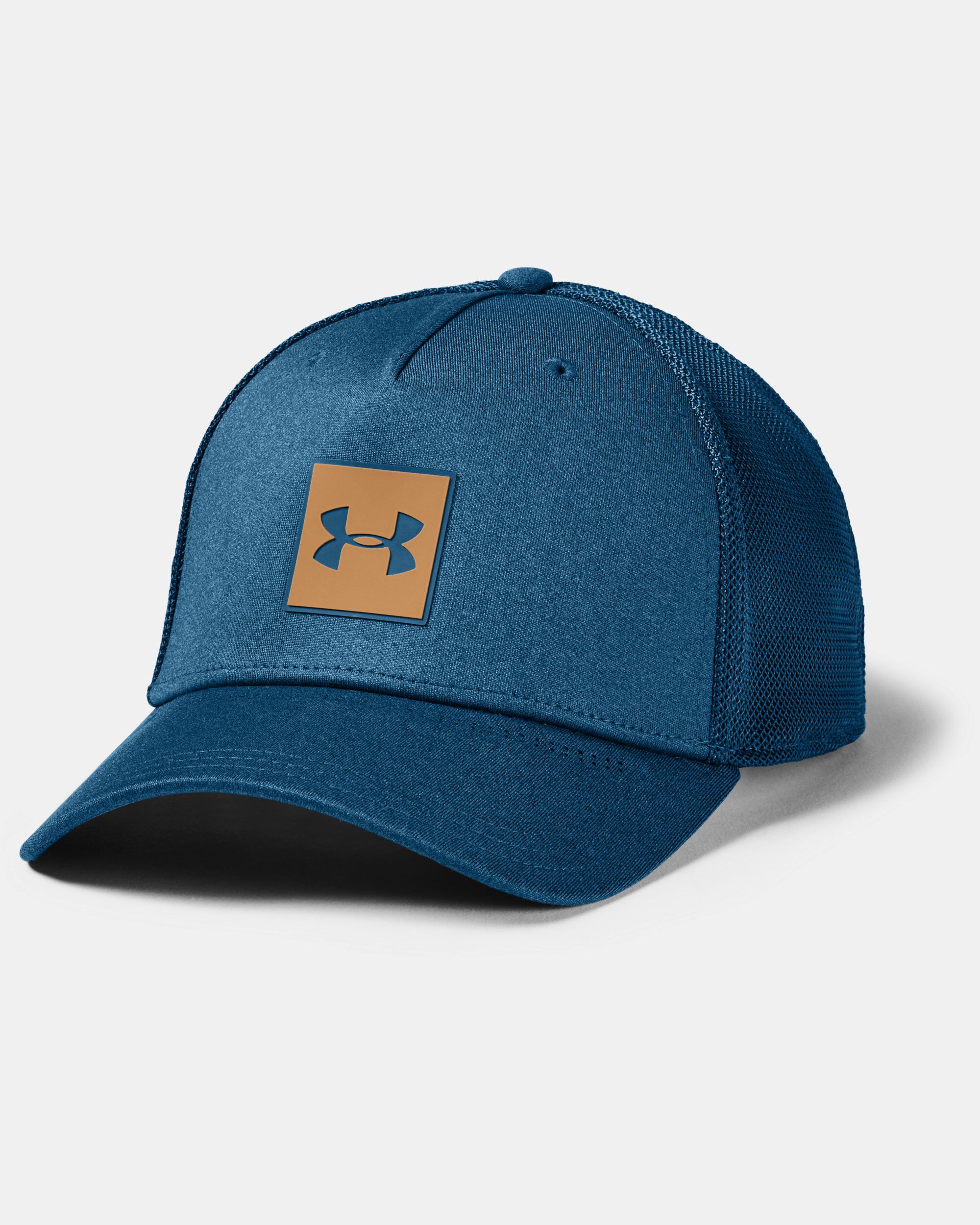 Under armour shop twist trucker hat