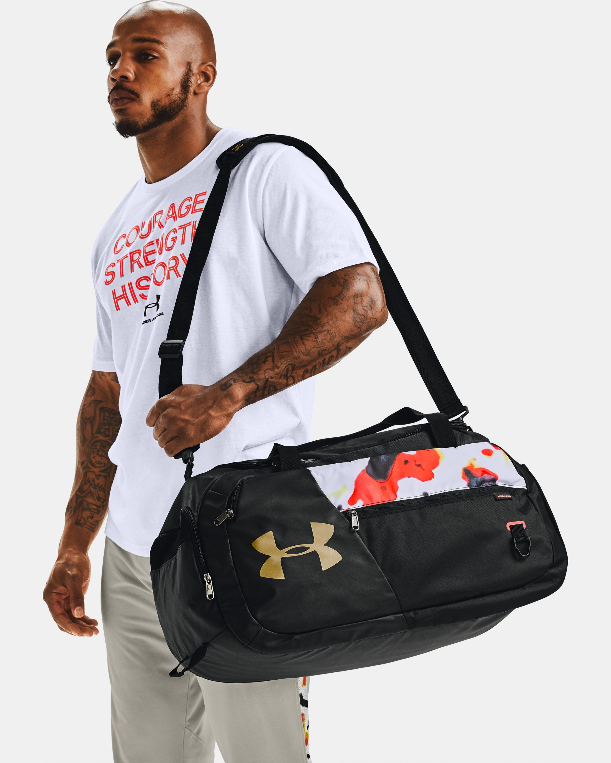 Camo duffle bag under armour store