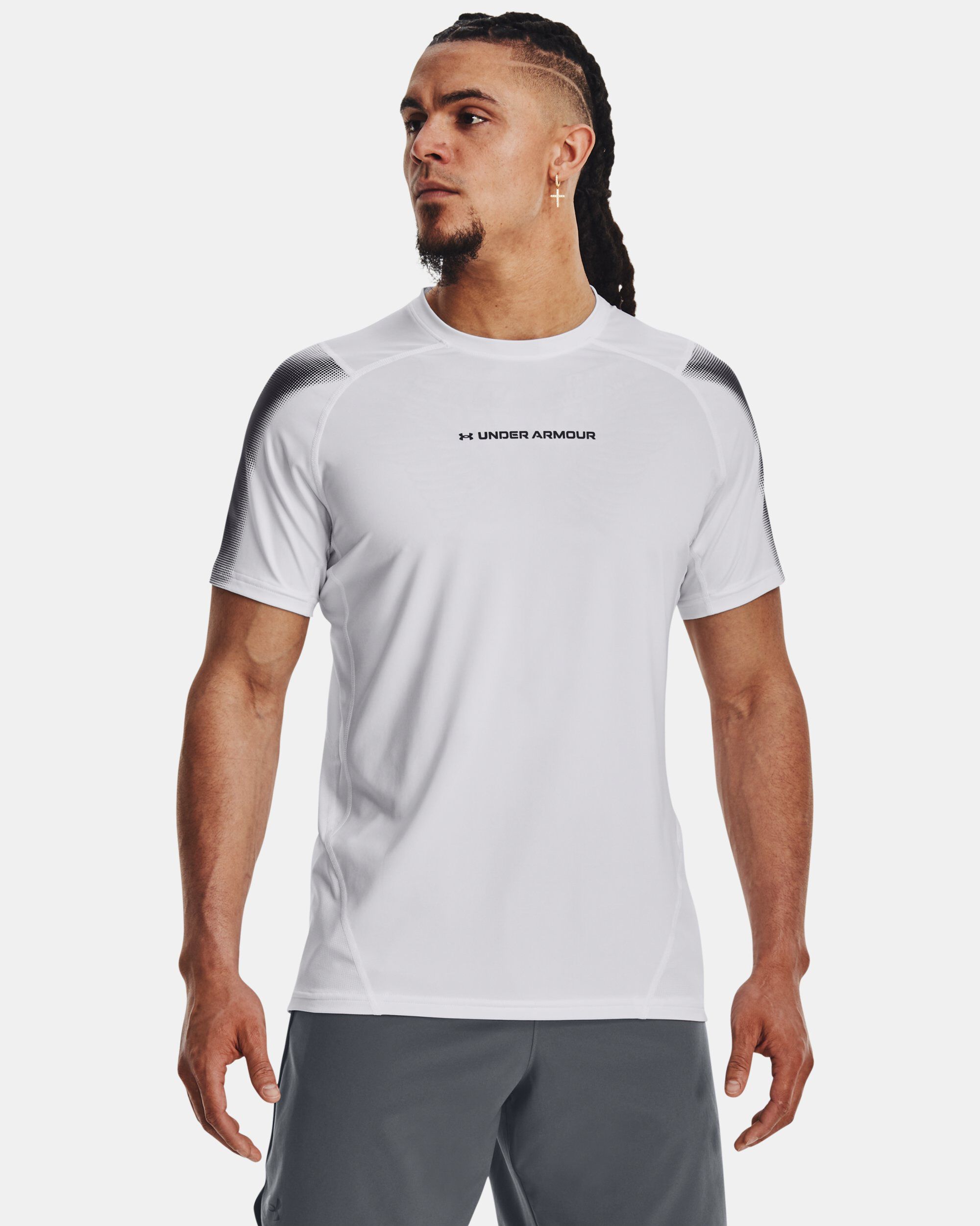 Under armour fitted heatgear outlet