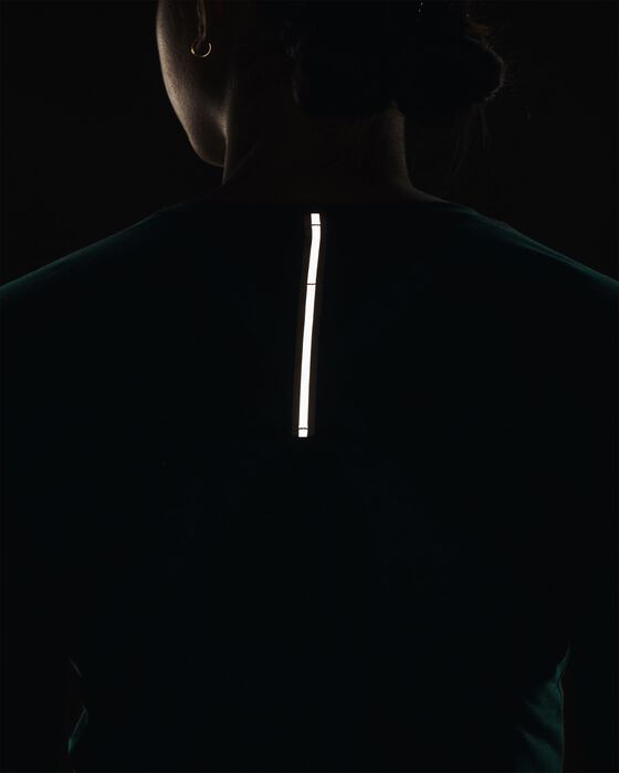 UA إني وير image number 3