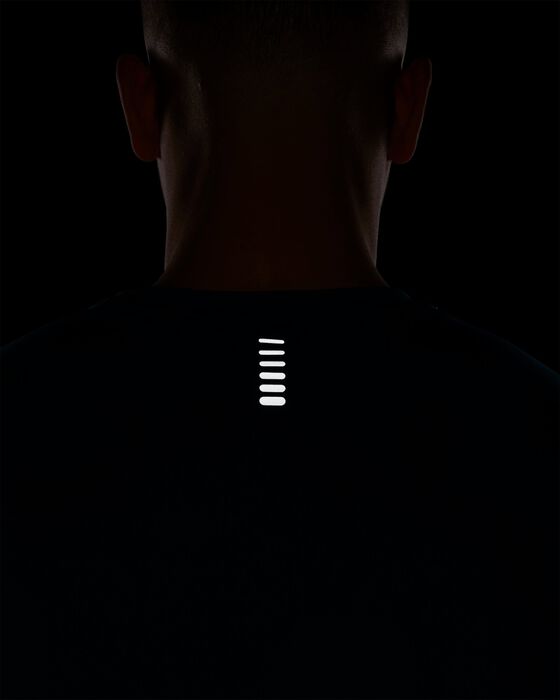 Men's UA Iso-Chill Run Laser T-Shirt image number 3