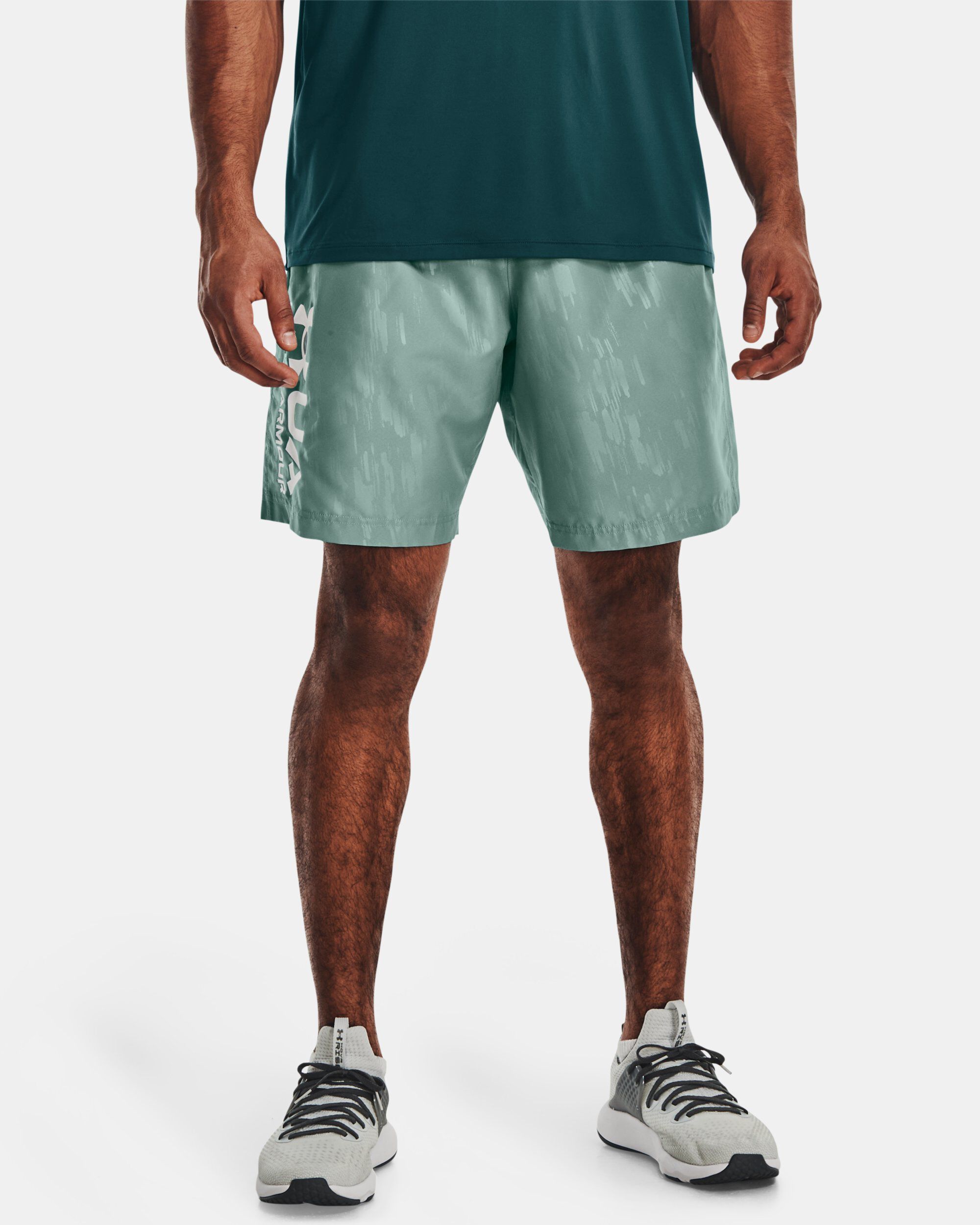 Men's ua woven sales graphic emboss shorts