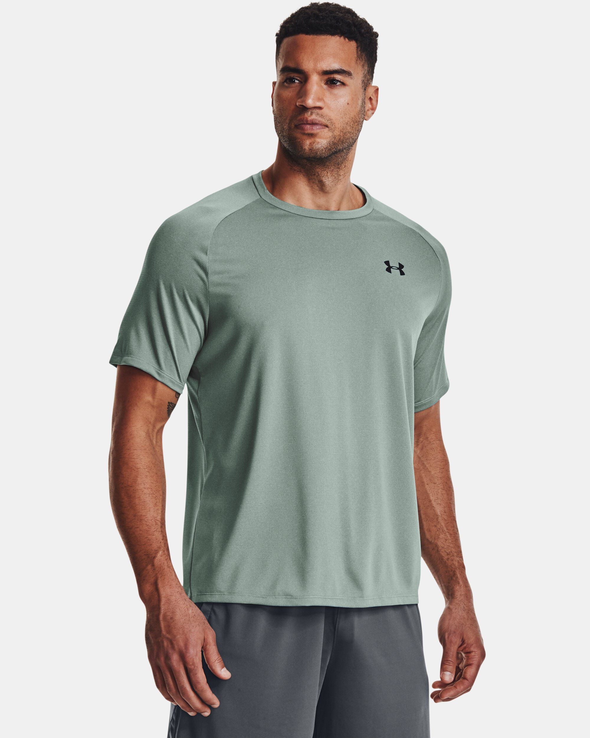 Under online armour ksa
