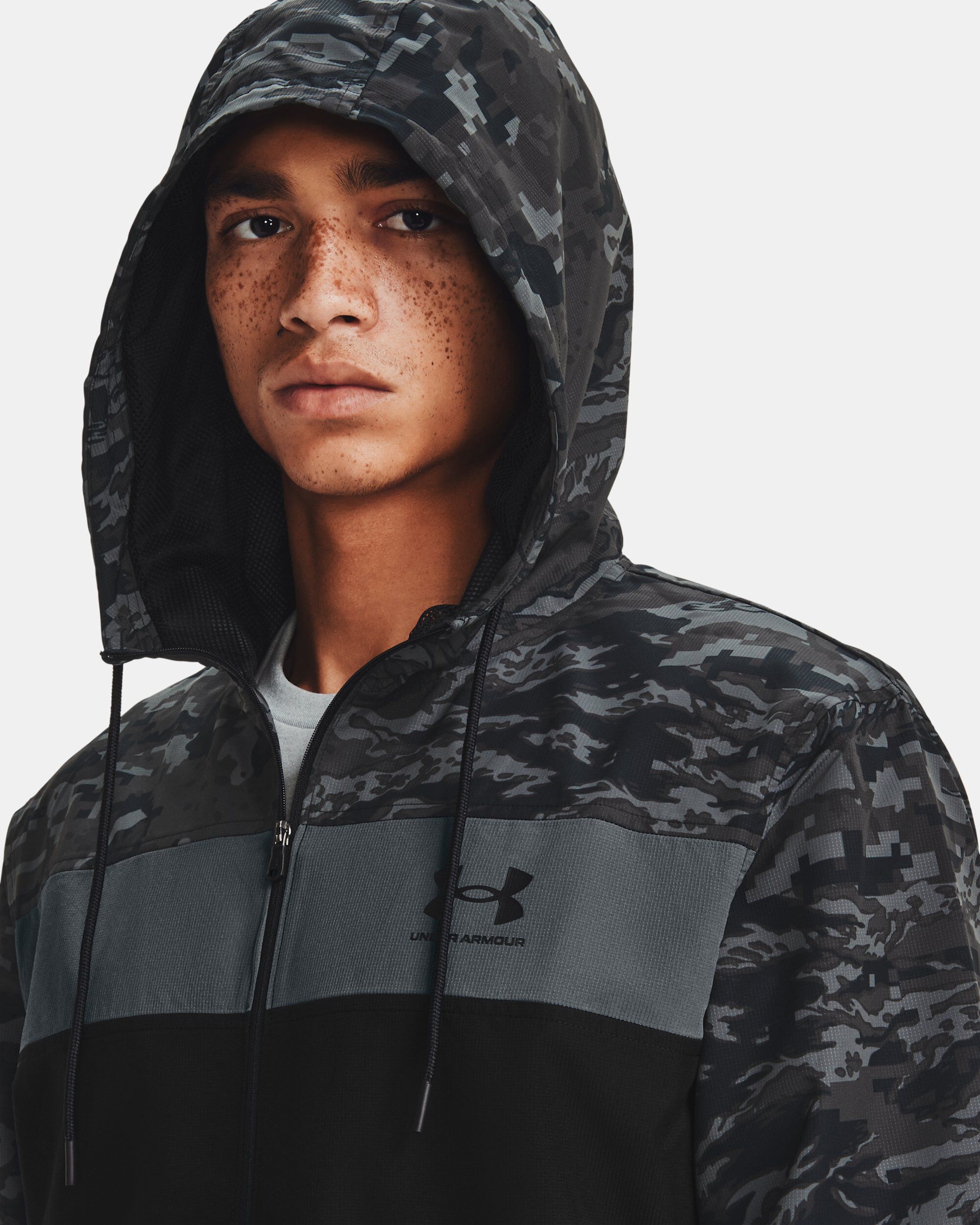 Dark discount camo windbreaker