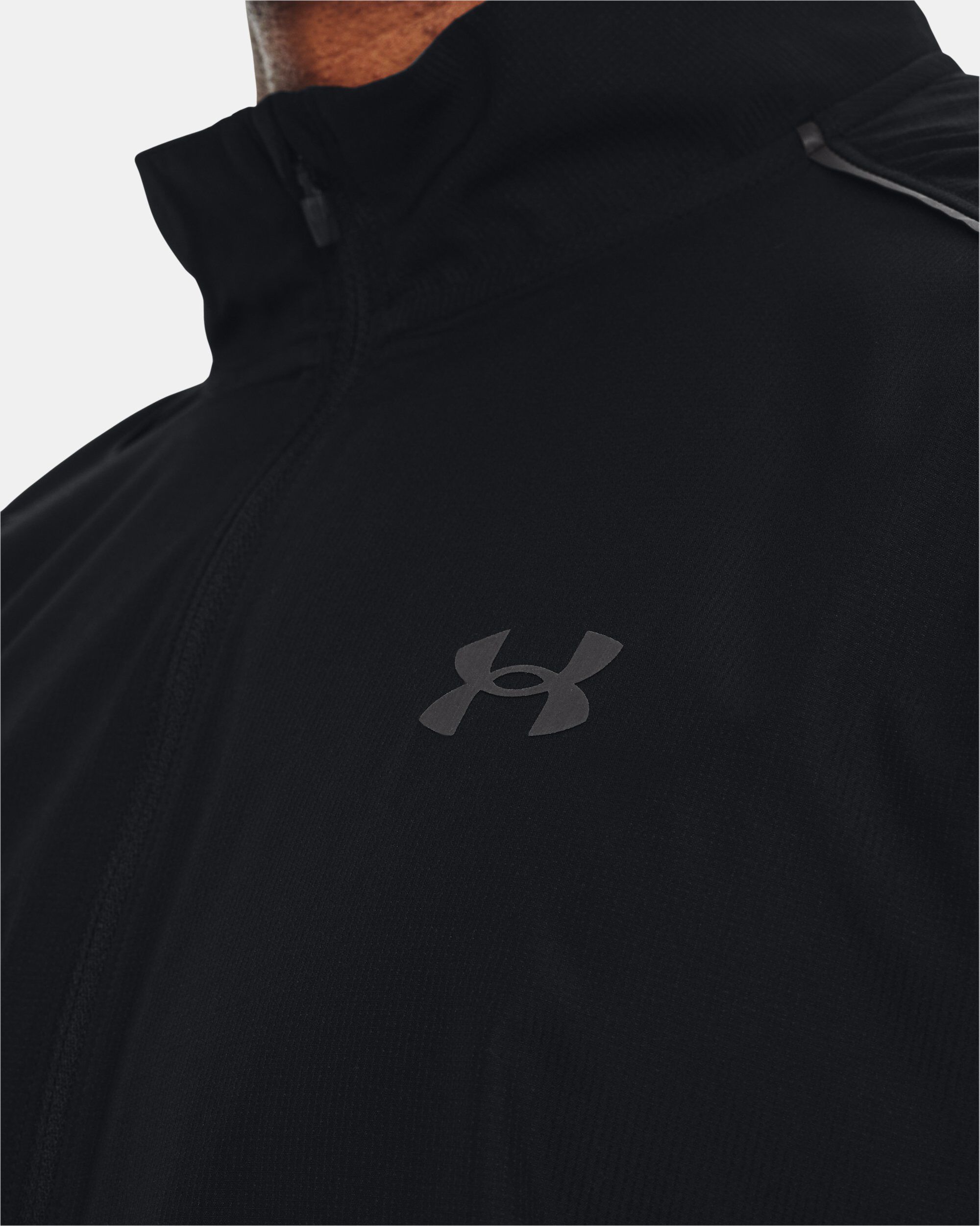 Under armour storm deals run jacket mens