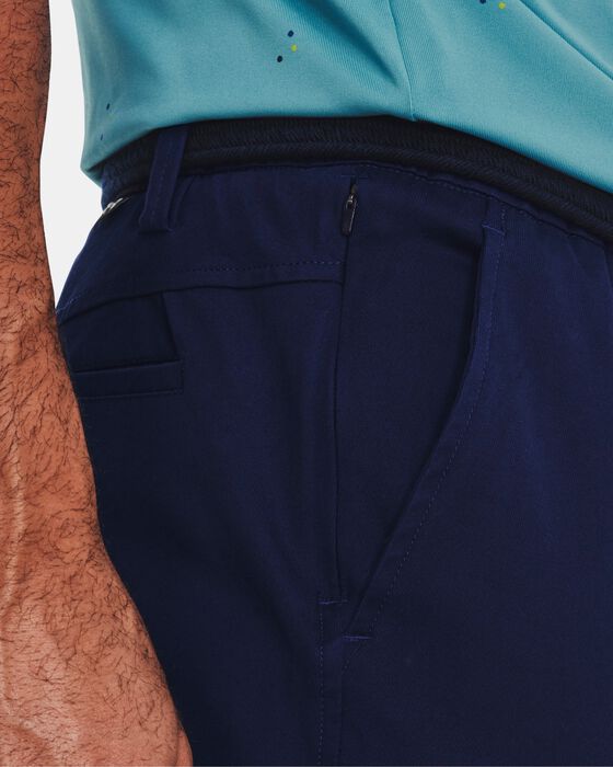 UA Chino image number 3