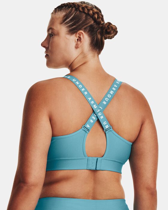Women's UA Infinity Mid Covered Sports Bra image number 7