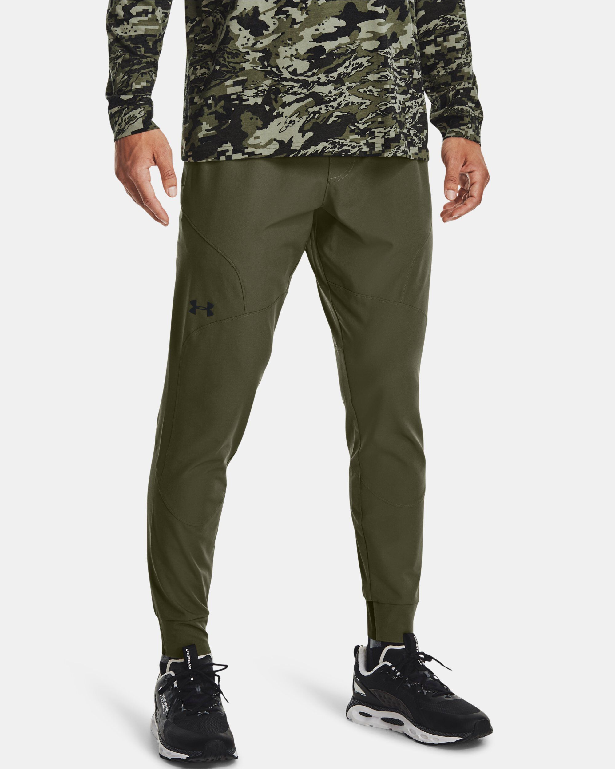Unstoppable jogger best sale under armour