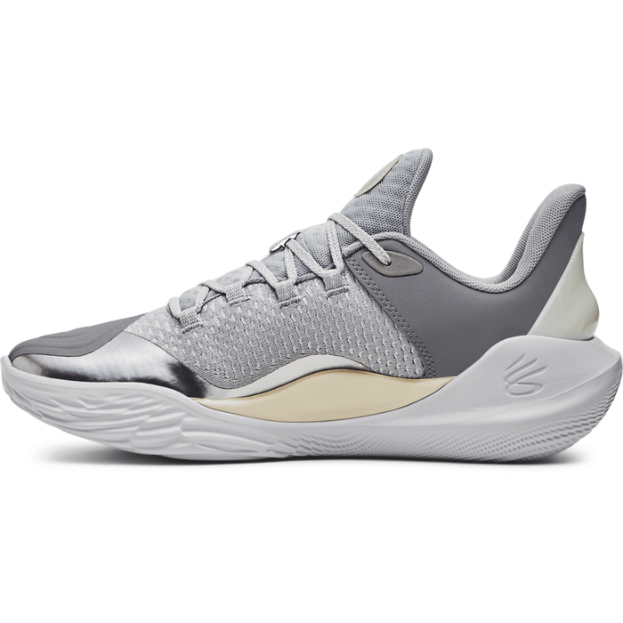 Curry 11 'Young Wolf' image number 1