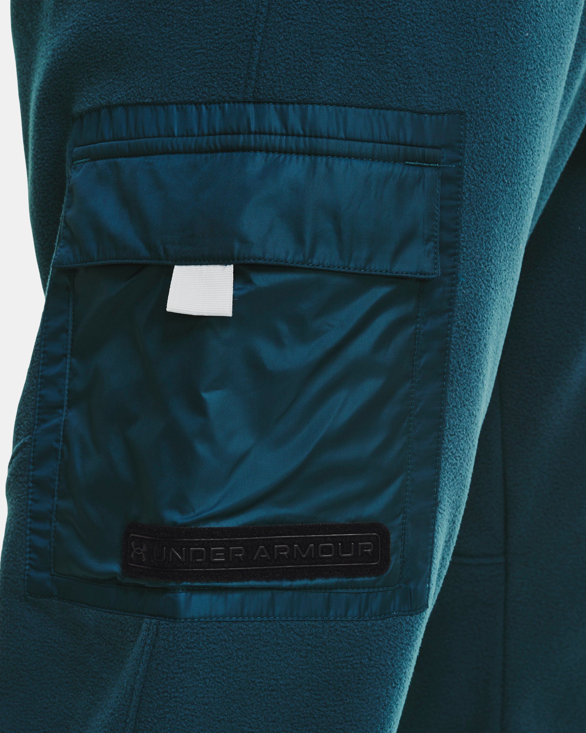 Under armour utility top cargo pants