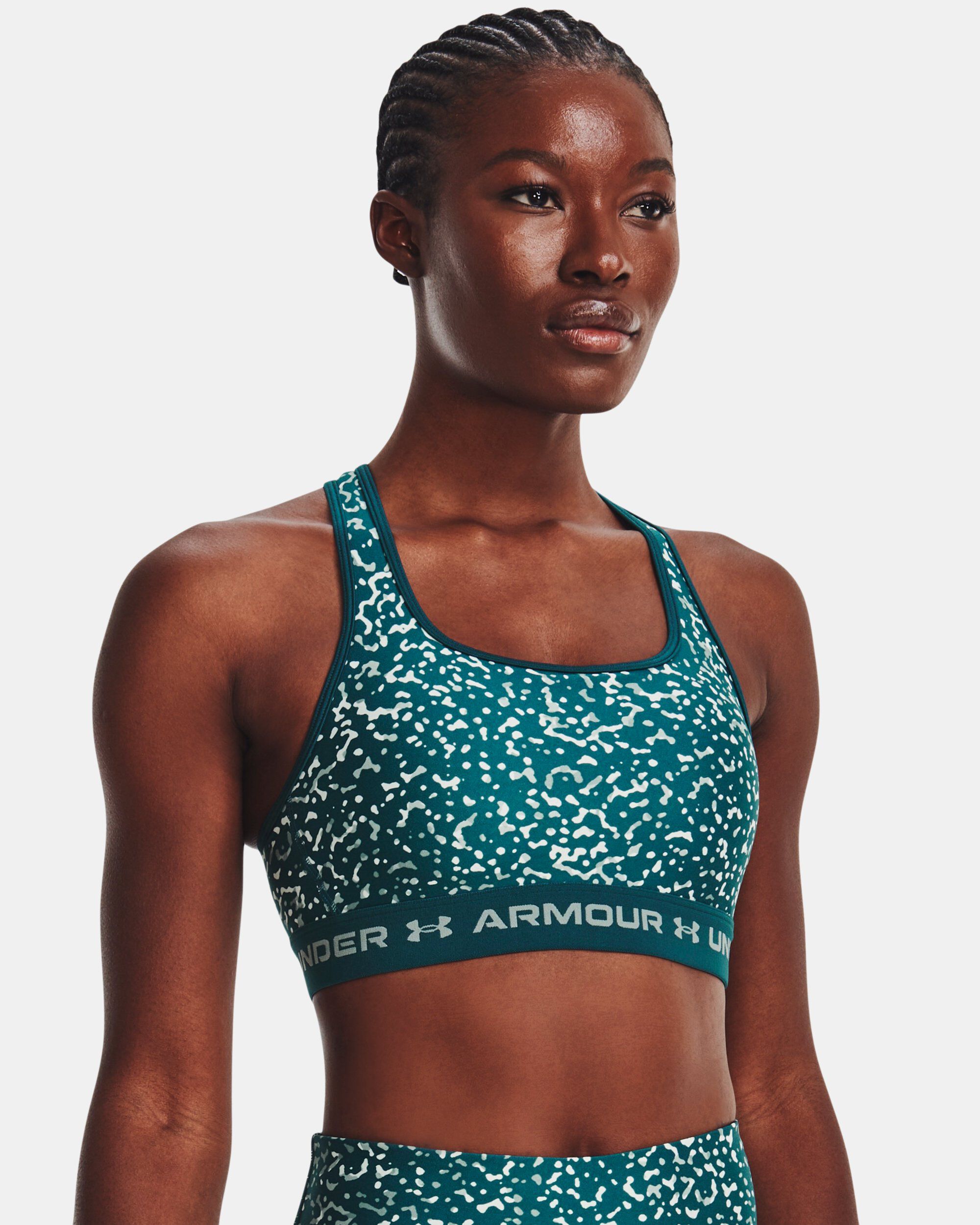Under armour ladies tops online