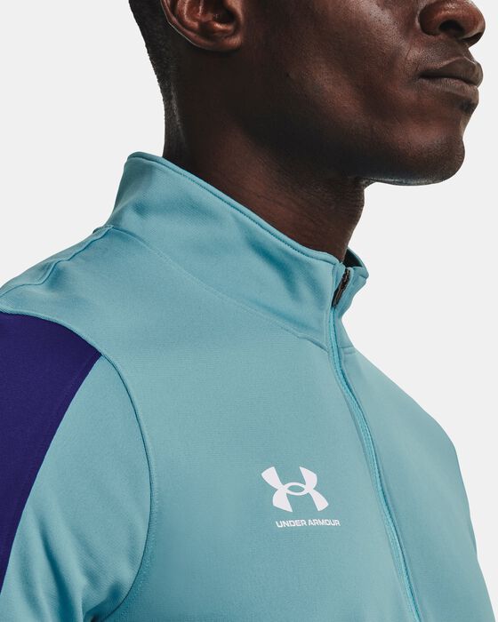 UA Challenger image number 3