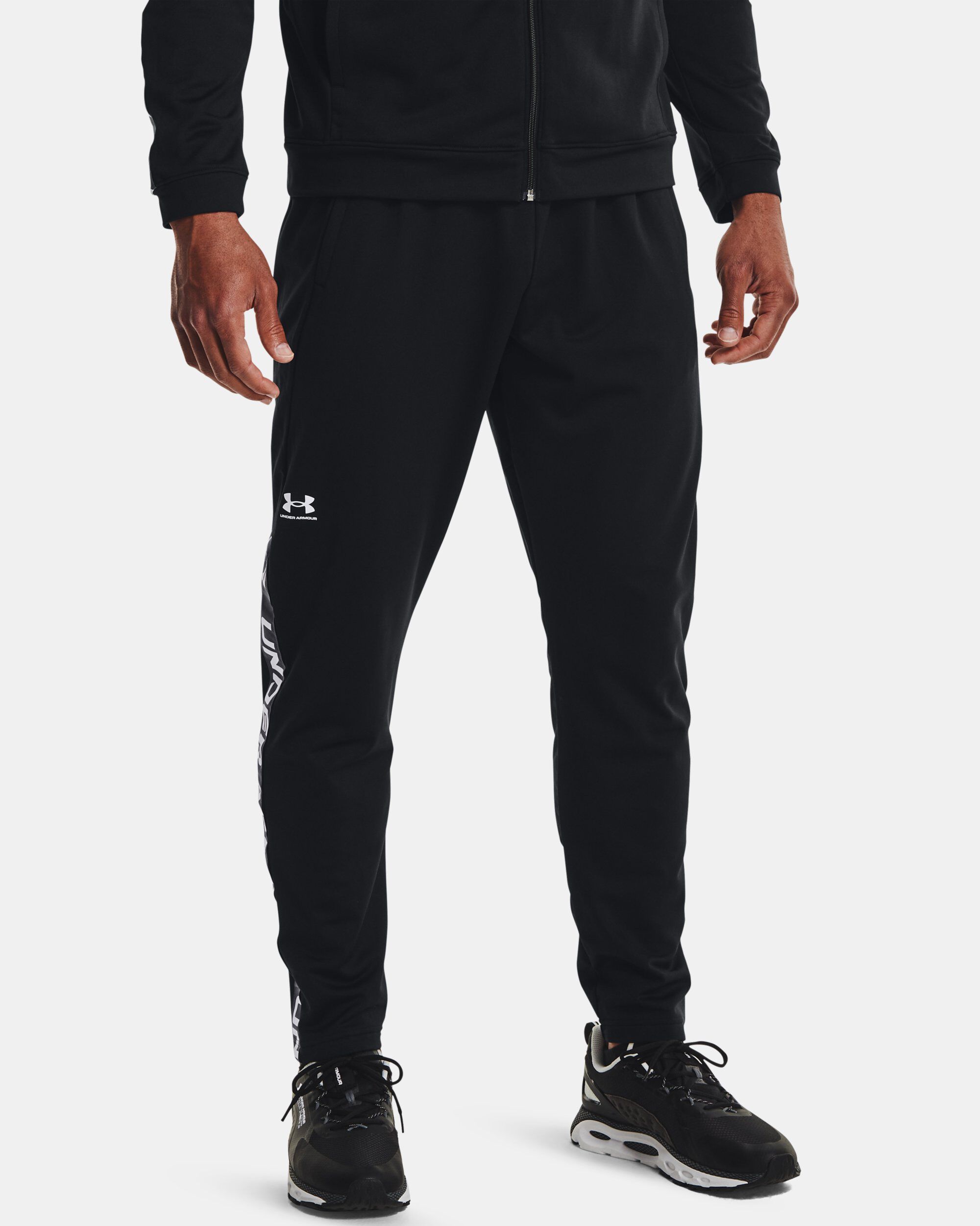 Under armour men's best sale tapered leg tricot pants