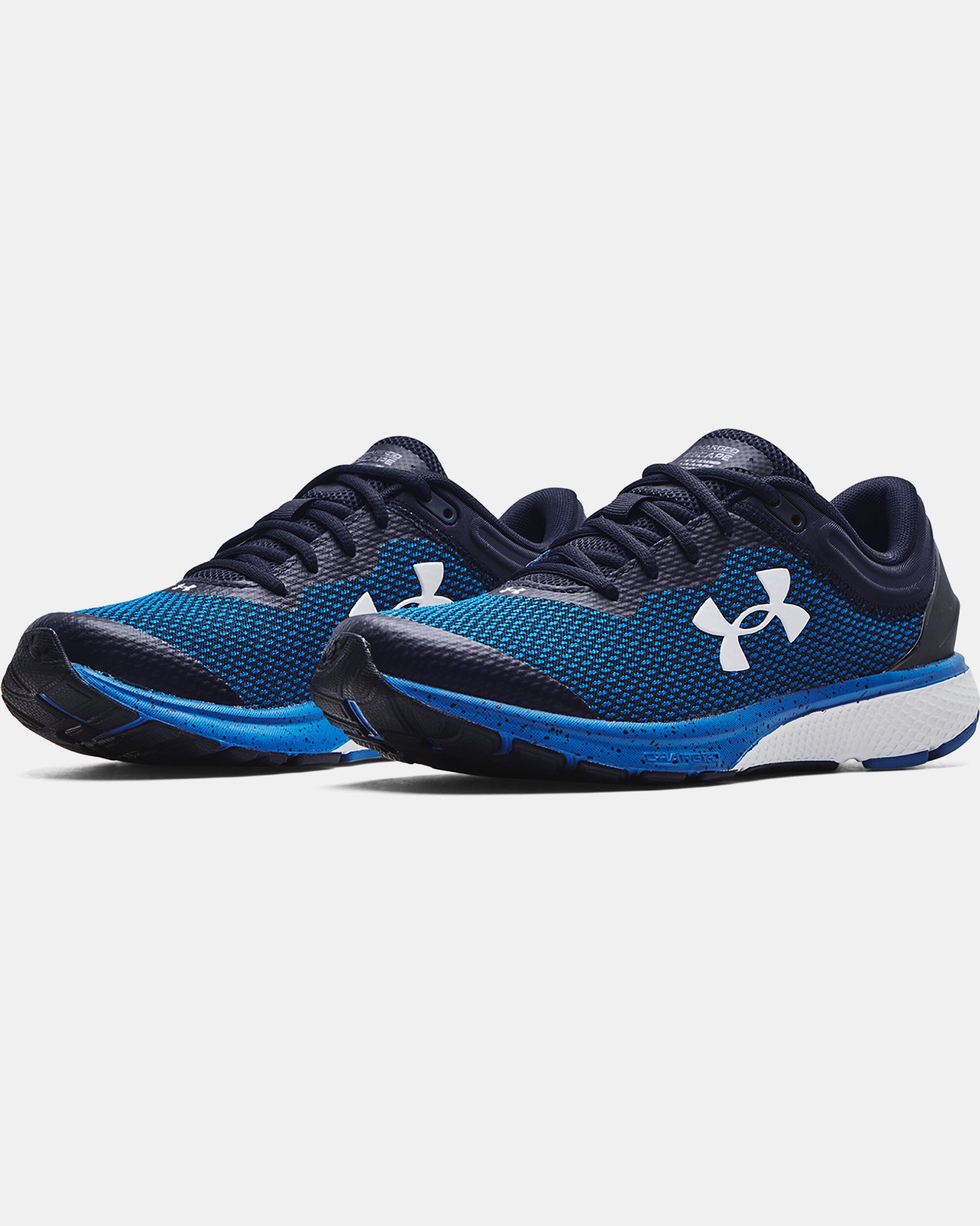 Men's ua charged deals escape 3 running shoes