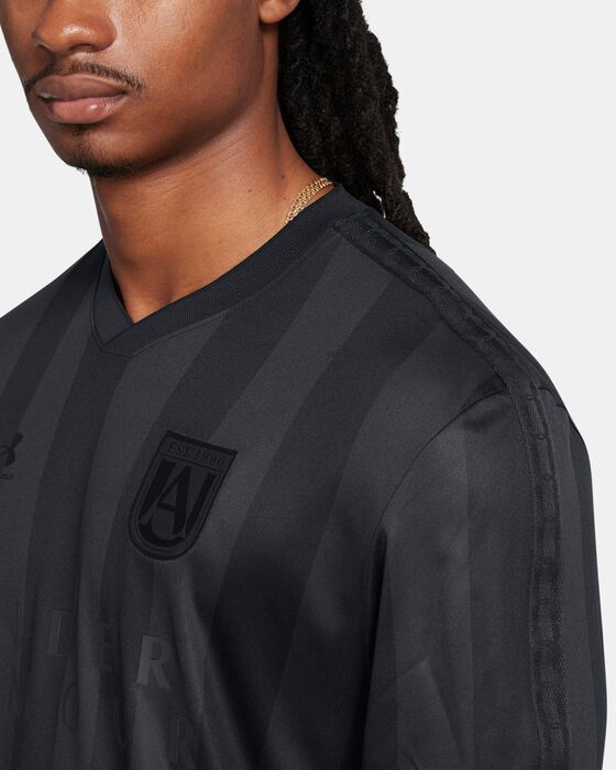 UA Challenger image number 2