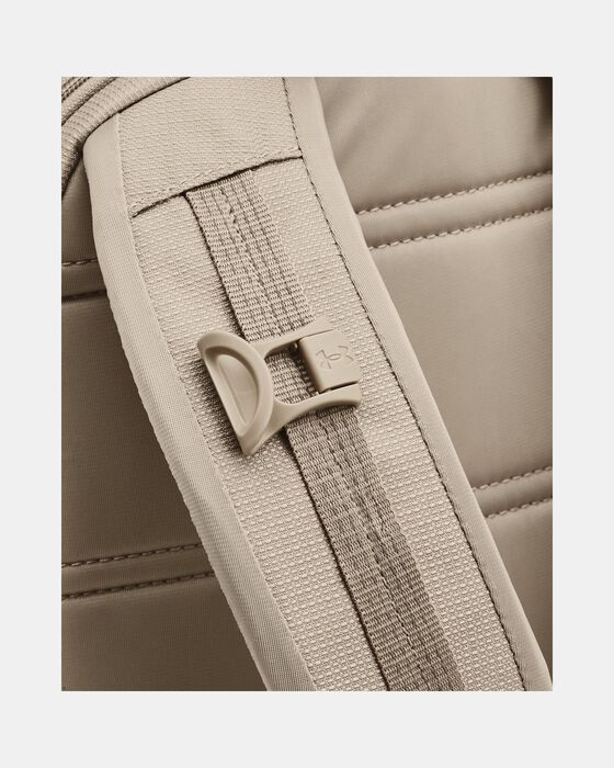 UA تريومف سبورت image number 6