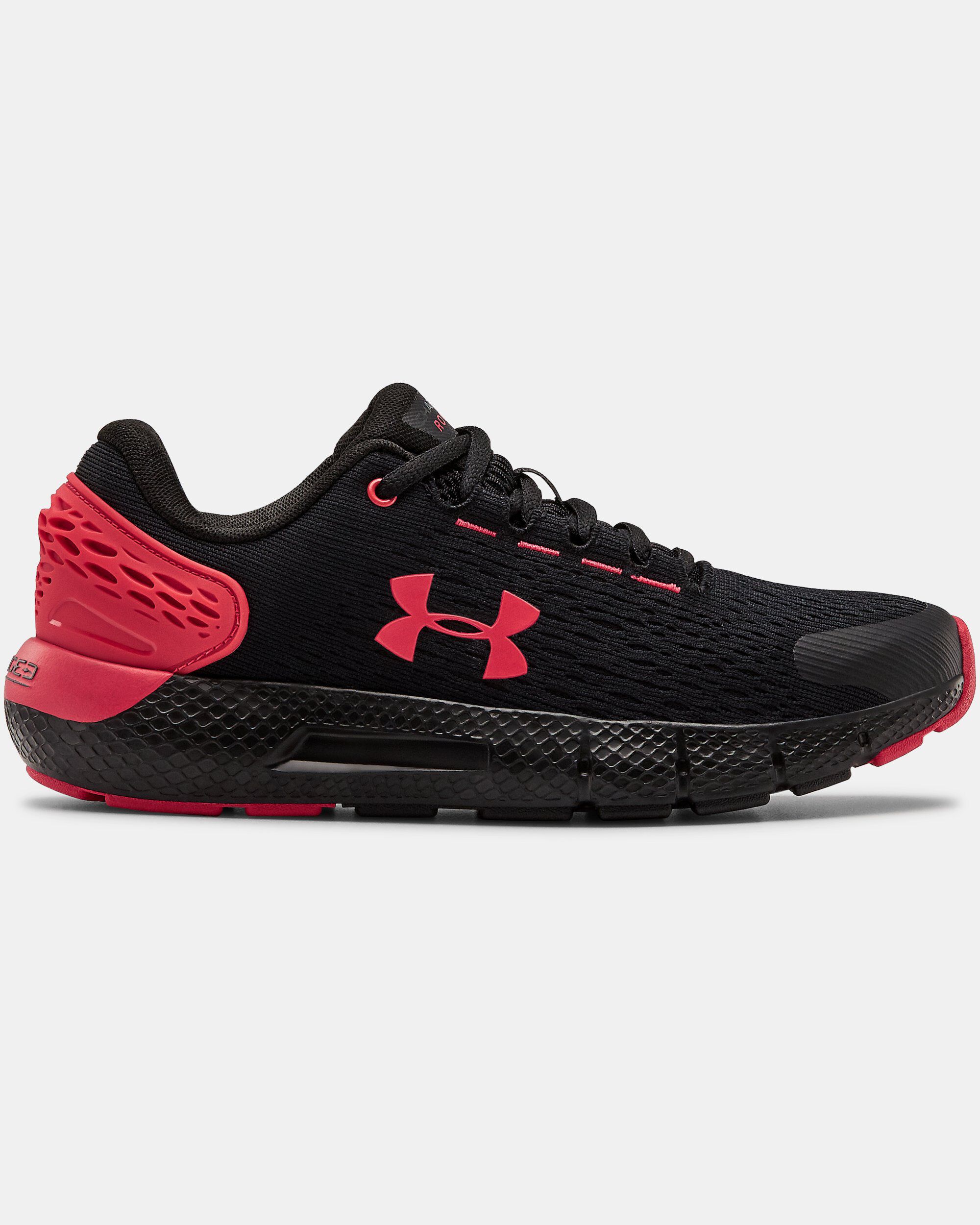 Grade school ua charged sale rogue 2 running shoes