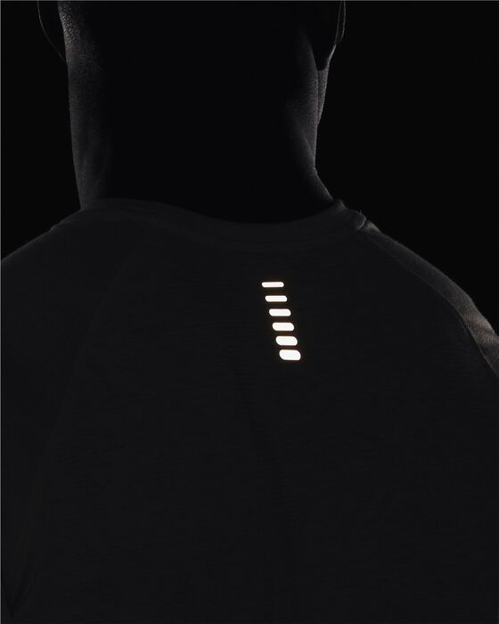 UA Streaker Run image number 3