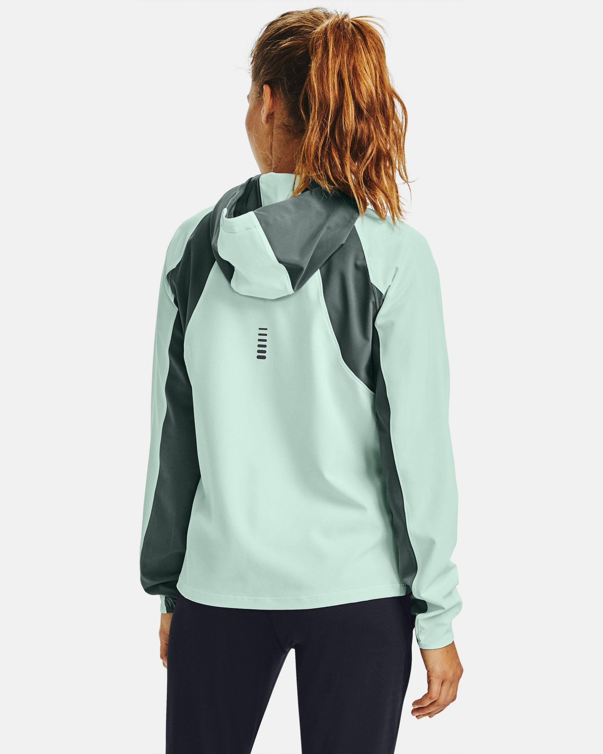 Women's ua qualifier outrun the shop storm jacket