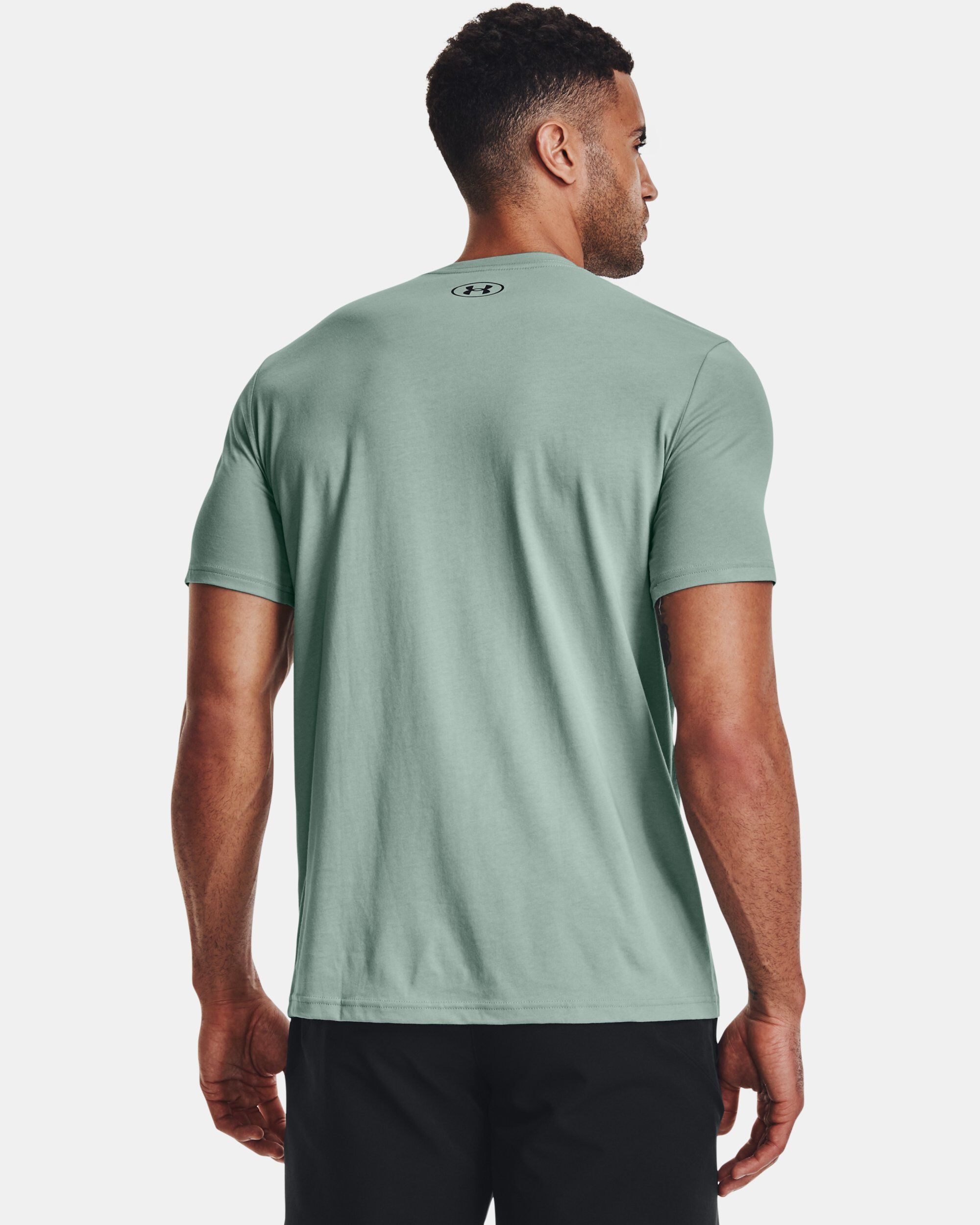 Under armour 2025 moss green